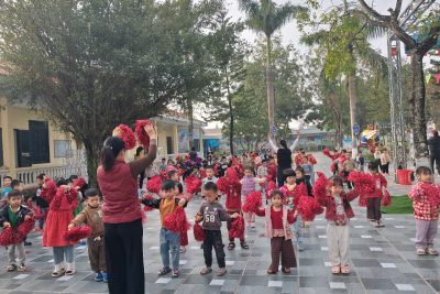 Hoạt động tập thể dục sáng của trẻ Trường Mầm non Gia Thịnh